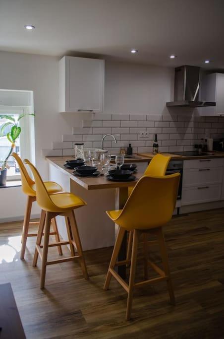 Appartement Joli Loft à Ploërmel Extérieur photo